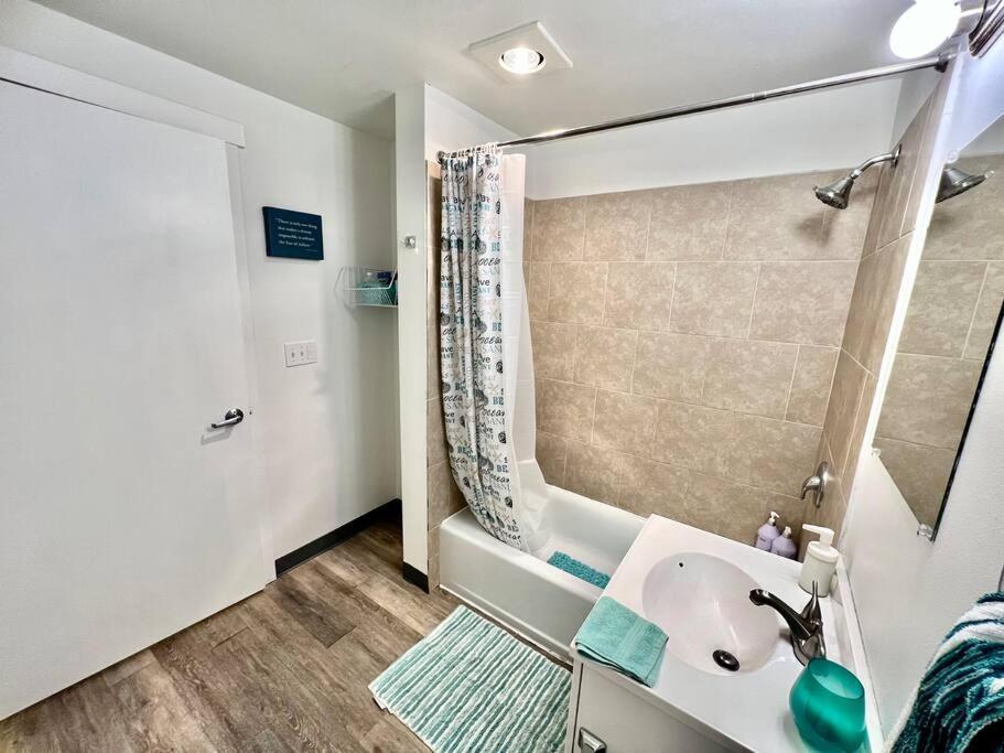 Private Room With Shared Bathroom On The 1St Floor 10 Minutes Walk To University Of Washington Seattle Exteriér fotografie