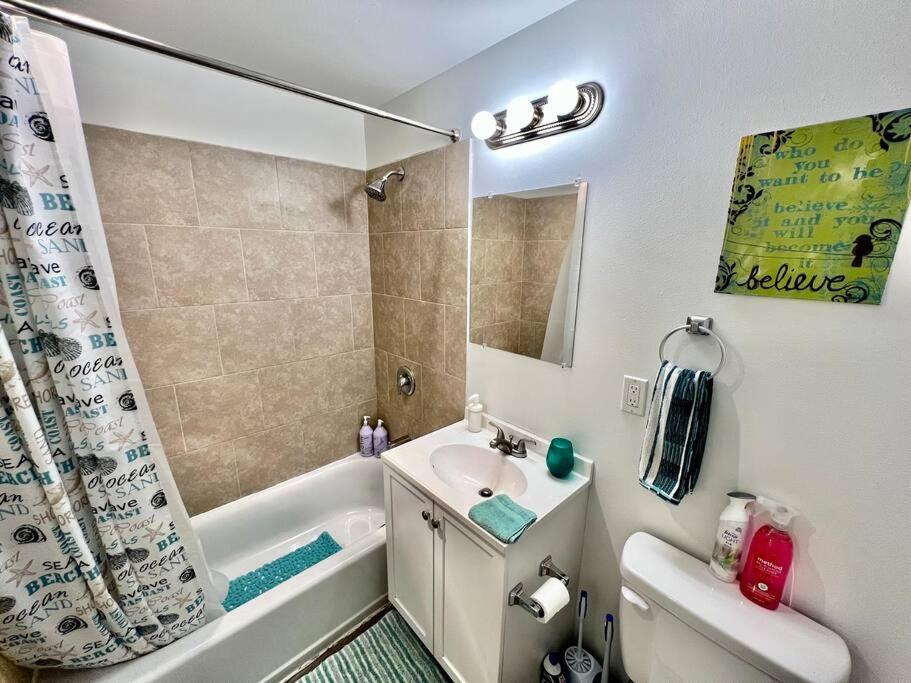Private Room With Shared Bathroom On The 1St Floor 10 Minutes Walk To University Of Washington Seattle Exteriér fotografie